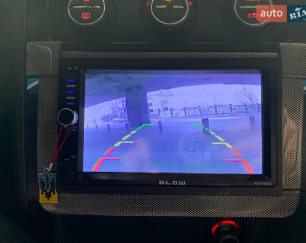 Серый Фольксваген Туран, объемом двигателя 2 л и пробегом 298 тыс. км за 6750 $, фото 18 на Automoto.ua