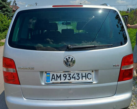 Серый Фольксваген Туран, объемом двигателя 2 л и пробегом 259 тыс. км за 5600 $, фото 20 на Automoto.ua