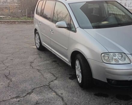 Серый Фольксваген Туран, объемом двигателя 1.6 л и пробегом 210 тыс. км за 4500 $, фото 13 на Automoto.ua