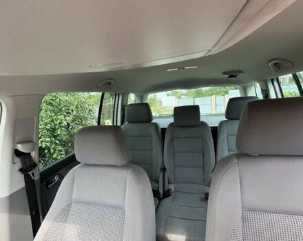 Серый Фольксваген Туран, объемом двигателя 1.6 л и пробегом 185 тыс. км за 5999 $, фото 29 на Automoto.ua