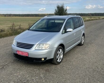 Сірий Фольксваген Туран, об'ємом двигуна 1.6 л та пробігом 275 тис. км за 3850 $, фото 4 на Automoto.ua