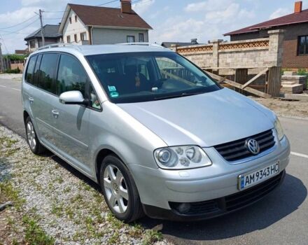 Серый Фольксваген Туран, объемом двигателя 2 л и пробегом 260 тыс. км за 5400 $, фото 7 на Automoto.ua