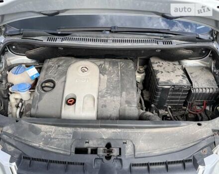 Серый Фольксваген Туран, объемом двигателя 1.6 л и пробегом 185 тыс. км за 5999 $, фото 33 на Automoto.ua