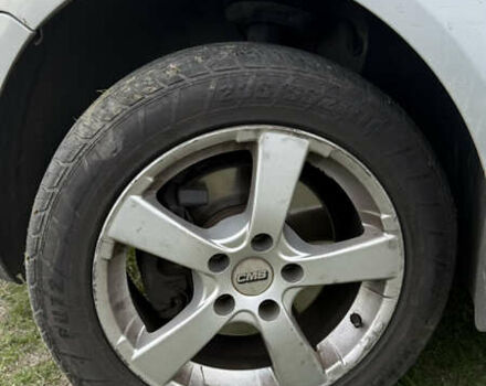 Сірий Фольксваген Туран, об'ємом двигуна 1.6 л та пробігом 344 тис. км за 4600 $, фото 8 на Automoto.ua