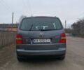 Сірий Фольксваген Туран, об'ємом двигуна 1.6 л та пробігом 285 тис. км за 6000 $, фото 1 на Automoto.ua