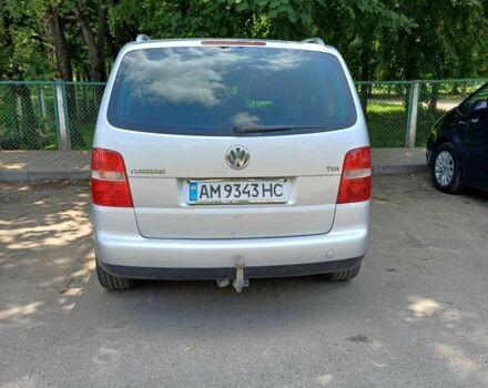 Серый Фольксваген Туран, объемом двигателя 2 л и пробегом 260 тыс. км за 5400 $, фото 8 на Automoto.ua