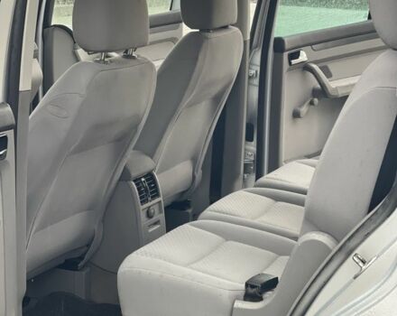 Серый Фольксваген Туран, объемом двигателя 1.9 л и пробегом 304 тыс. км за 5600 $, фото 16 на Automoto.ua