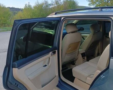 Серый Фольксваген Туран, объемом двигателя 1.6 л и пробегом 235 тыс. км за 4999 $, фото 11 на Automoto.ua