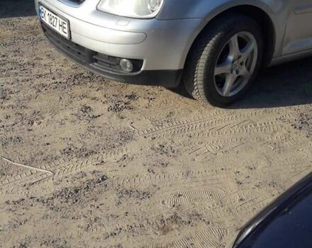 Серый Фольксваген Туран, объемом двигателя 1.9 л и пробегом 297 тыс. км за 5500 $, фото 6 на Automoto.ua