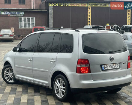 Серый Фольксваген Туран, объемом двигателя 1.9 л и пробегом 290 тыс. км за 4600 $, фото 7 на Automoto.ua