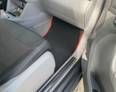 Серый Фольксваген Туран, объемом двигателя 1.6 л и пробегом 270 тыс. км за 5100 $, фото 16 на Automoto.ua