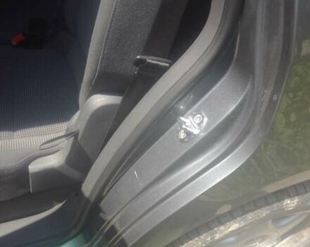 Сірий Фольксваген Туран, об'ємом двигуна 2 л та пробігом 280 тис. км за 7200 $, фото 6 на Automoto.ua