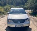 Сірий Фольксваген Туран, об'ємом двигуна 1.9 л та пробігом 280 тис. км за 5200 $, фото 15 на Automoto.ua