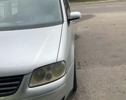 Сірий Фольксваген Туран, об'ємом двигуна 1.9 л та пробігом 330 тис. км за 2300 $, фото 1 на Automoto.ua