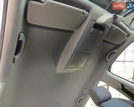 Серый Фольксваген Туран, объемом двигателя 1.6 л и пробегом 270 тыс. км за 5199 $, фото 12 на Automoto.ua