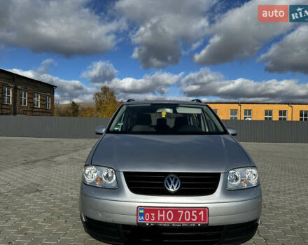 Серый Фольксваген Туран, объемом двигателя 1.6 л и пробегом 228 тыс. км за 4700 $, фото 16 на Automoto.ua