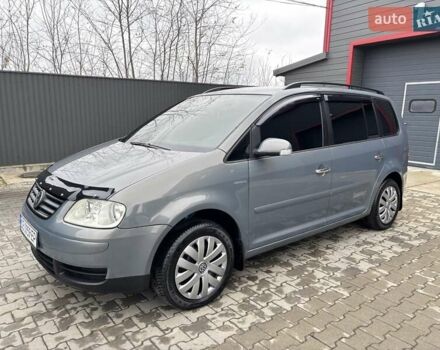 Серый Фольксваген Туран, объемом двигателя 1.9 л и пробегом 281 тыс. км за 6700 $, фото 11 на Automoto.ua