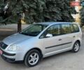 Сірий Фольксваген Туран, об'ємом двигуна 1.6 л та пробігом 204 тис. км за 6400 $, фото 1 на Automoto.ua