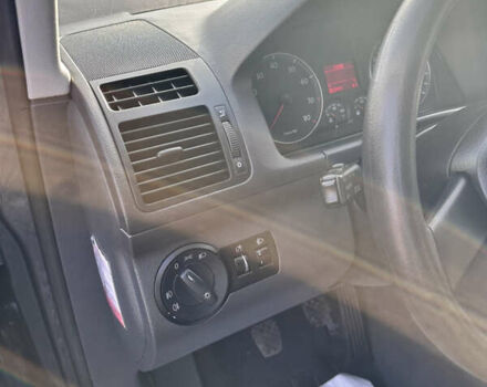 Серый Фольксваген Туран, объемом двигателя 0 л и пробегом 250 тыс. км за 5500 $, фото 16 на Automoto.ua