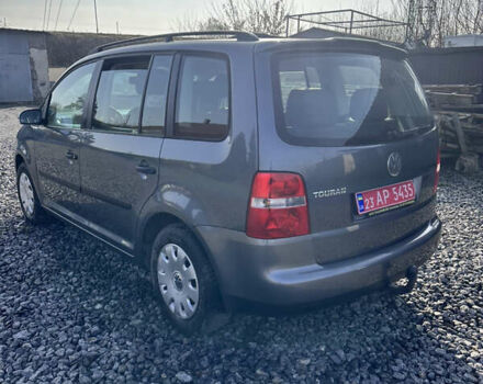 Серый Фольксваген Туран, объемом двигателя 0 л и пробегом 250 тыс. км за 5500 $, фото 8 на Automoto.ua