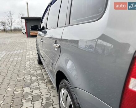 Серый Фольксваген Туран, объемом двигателя 1.9 л и пробегом 281 тыс. км за 6700 $, фото 20 на Automoto.ua