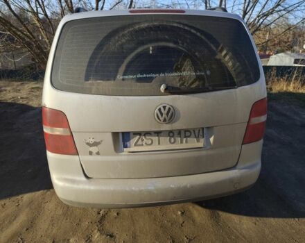 Серый Фольксваген Туран, объемом двигателя 2 л и пробегом 378 тыс. км за 2600 $, фото 4 на Automoto.ua