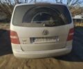 Серый Фольксваген Туран, объемом двигателя 2 л и пробегом 378 тыс. км за 2600 $, фото 4 на Automoto.ua