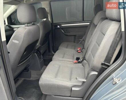 Серый Фольксваген Туран, объемом двигателя 1.9 л и пробегом 281 тыс. км за 6700 $, фото 56 на Automoto.ua