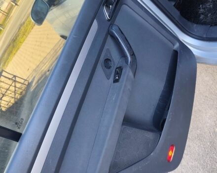 Серый Фольксваген Туран, объемом двигателя 2 л и пробегом 378 тыс. км за 2600 $, фото 7 на Automoto.ua