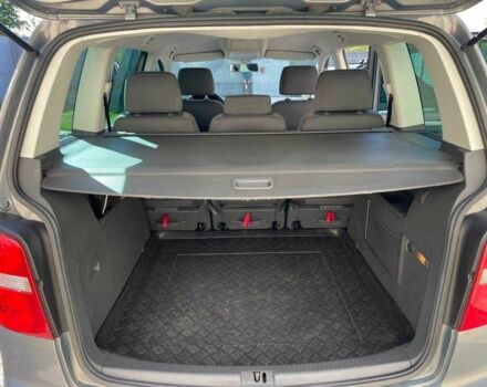 Серый Фольксваген Туран, объемом двигателя 1.6 л и пробегом 3 тыс. км за 5450 $, фото 13 на Automoto.ua