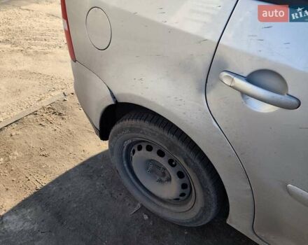 Серый Фольксваген Туран, объемом двигателя 2 л и пробегом 378 тыс. км за 2600 $, фото 16 на Automoto.ua