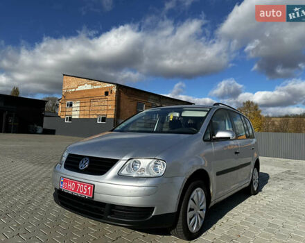 Серый Фольксваген Туран, объемом двигателя 1.6 л и пробегом 228 тыс. км за 4700 $, фото 14 на Automoto.ua