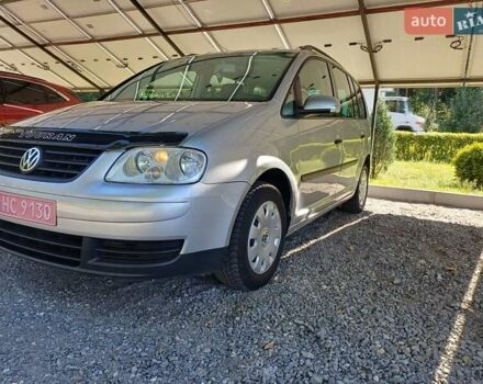 Серый Фольксваген Туран, объемом двигателя 1.6 л и пробегом 270 тыс. км за 5199 $, фото 30 на Automoto.ua