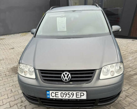 Серый Фольксваген Туран, объемом двигателя 1.9 л и пробегом 275 тыс. км за 5800 $, фото 1 на Automoto.ua
