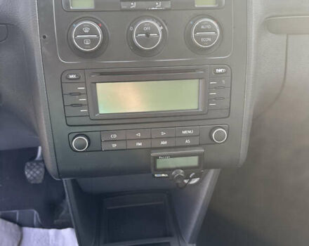 Серый Фольксваген Туран, объемом двигателя 0 л и пробегом 250 тыс. км за 5500 $, фото 18 на Automoto.ua