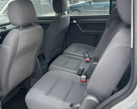 Сірий Фольксваген Туран, об'ємом двигуна 1.9 л та пробігом 330 тис. км за 2300 $, фото 9 на Automoto.ua