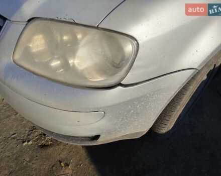 Серый Фольксваген Туран, объемом двигателя 2 л и пробегом 378 тыс. км за 2600 $, фото 18 на Automoto.ua