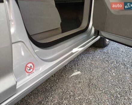 Серый Фольксваген Туран, объемом двигателя 1.6 л и пробегом 270 тыс. км за 5199 $, фото 22 на Automoto.ua