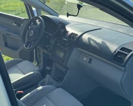 Сірий Фольксваген Туран, об'ємом двигуна 1.9 л та пробігом 387 тис. км за 5300 $, фото 8 на Automoto.ua