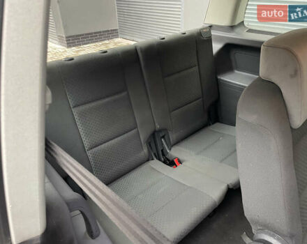 Серый Фольксваген Туран, объемом двигателя 1.6 л и пробегом 258 тыс. км за 5350 $, фото 19 на Automoto.ua