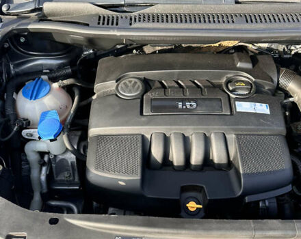 Серый Фольксваген Туран, объемом двигателя 0 л и пробегом 250 тыс. км за 5500 $, фото 20 на Automoto.ua