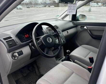 Сірий Фольксваген Туран, об'ємом двигуна 0 л та пробігом 178 тис. км за 5500 $, фото 5 на Automoto.ua