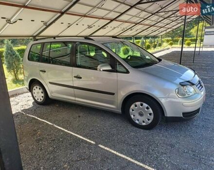 Серый Фольксваген Туран, объемом двигателя 1.6 л и пробегом 270 тыс. км за 5199 $, фото 28 на Automoto.ua