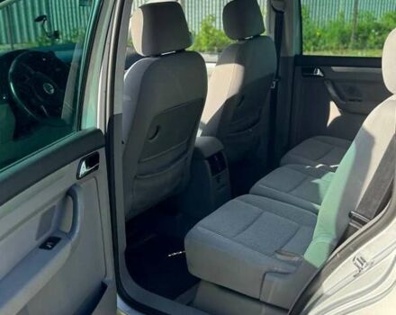 Сірий Фольксваген Туран, об'ємом двигуна 1.9 л та пробігом 387 тис. км за 5300 $, фото 3 на Automoto.ua