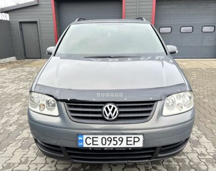 Серый Фольксваген Туран, объемом двигателя 1.9 л и пробегом 281 тыс. км за 6700 $, фото 3 на Automoto.ua