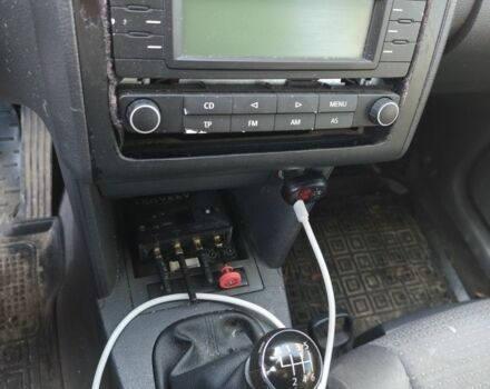 Серый Фольксваген Туран, объемом двигателя 2 л и пробегом 378 тыс. км за 2600 $, фото 12 на Automoto.ua