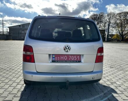 Серый Фольксваген Туран, объемом двигателя 1.6 л и пробегом 228 тыс. км за 4700 $, фото 7 на Automoto.ua