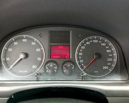 Сірий Фольксваген Туран, об'ємом двигуна 1.98 л та пробігом 196 тис. км за 5990 $, фото 11 на Automoto.ua