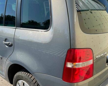 Серый Фольксваген Туран, объемом двигателя 1.6 л и пробегом 3 тыс. км за 5450 $, фото 5 на Automoto.ua