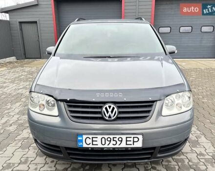 Серый Фольксваген Туран, объемом двигателя 1.9 л и пробегом 281 тыс. км за 6700 $, фото 2 на Automoto.ua